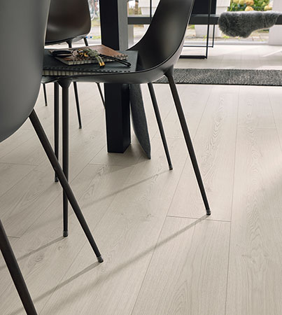 7124FLEX Meister Silent Touch Tammi White Mountain 
1-sauva PVC-Vapaa Vinyylilattia