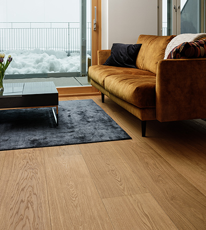 HAR102 HARDER by Novafloor 270 mm Tammi Natural Wood 
1-sauva ljyvahattu & harjattu tammilattia