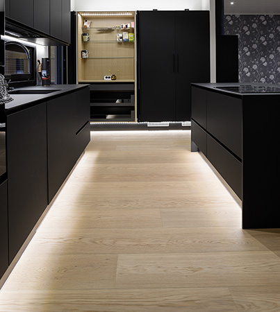 HAR126 HARDER by Novafloor 270 mm Tammi Pure Wood 
1-sauva ljyvahattu & harjattu tammilattia
